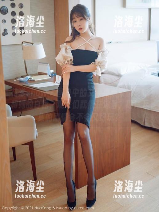花漾show - 图集中的艾栗栗栗栗栗栗吖和她的白裙，观众们就像在追番，期待下集的剧情会不会又好玩？