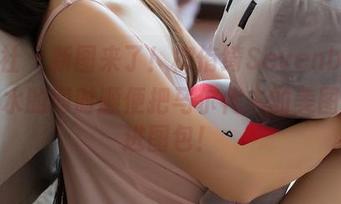 菠萝社 – 新图来了！柳侑绮Sevenbaby喝盐水的同时顺便把马尔代夫的美图都装进图包！
