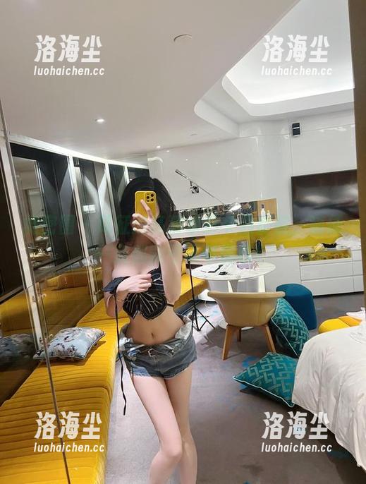 微密圈 - 葛征的高清水彩卡通套装，随便一条都能亏半年房租！