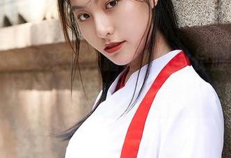 蜜桃社 – 又来了，露西Lucy长腿图包更新：这是一场腿部的红米奇迹秀！