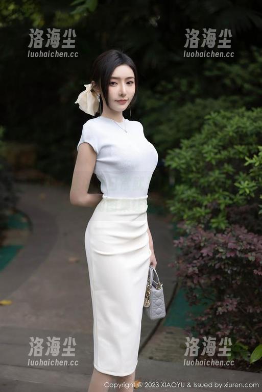 语画界 - 还以为日常就是随便拍拍，潘朵拉Laa的图集让我想多了。
