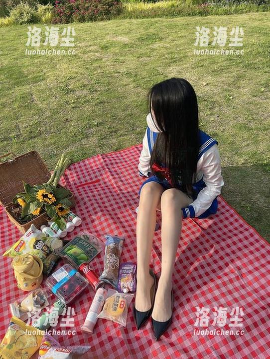 微密圈 - 软妹小九九的“女友”实力出道——原图和写真，这对比我脑洞大开，期待更多软妹小九九的脑洞！
