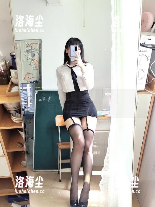 修女的阿九从不咕咕写真：谁说修道院不可以打扮得漂亮？