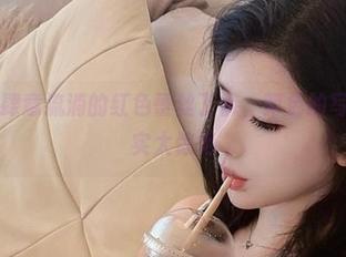 微密圈 – 肆意流淌的红色蕾丝丁裤，阿色的写真墙壁确实太惊艳