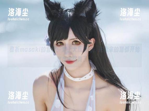 雅祈masaki的套图：穿上大凤旗袍，连我家的猫都开始考虑学跳舞了！