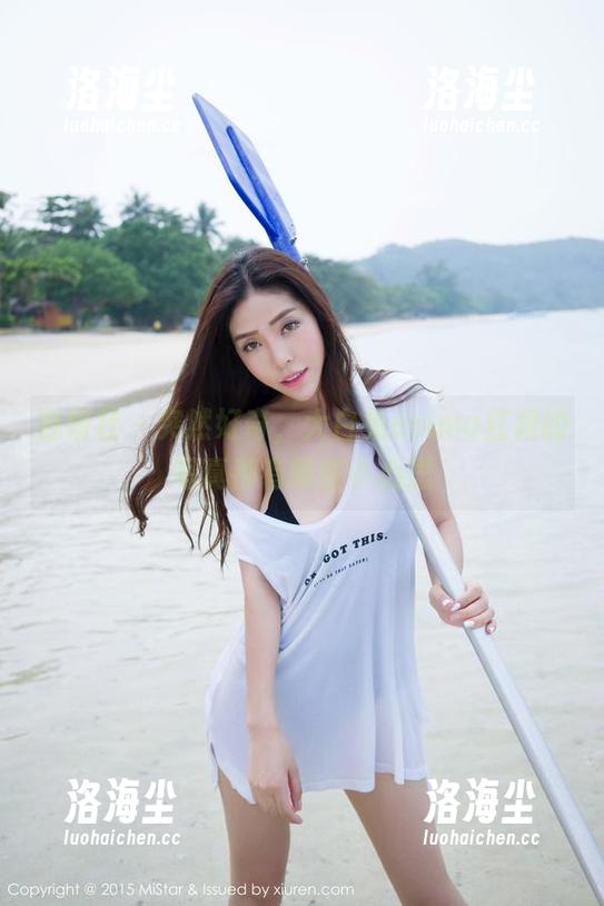 魅妍社 - 突然好奇，大白兔emma红裙的写真都有哪些小心思