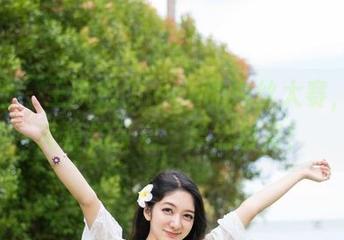 魅妍社 – 王婉悠Queen的白丝大赛，无圣光模式开启，果然厉害！
