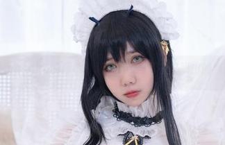 魅瞳meroko的温柔瞬间，cos与写真交织出的蜡烛光